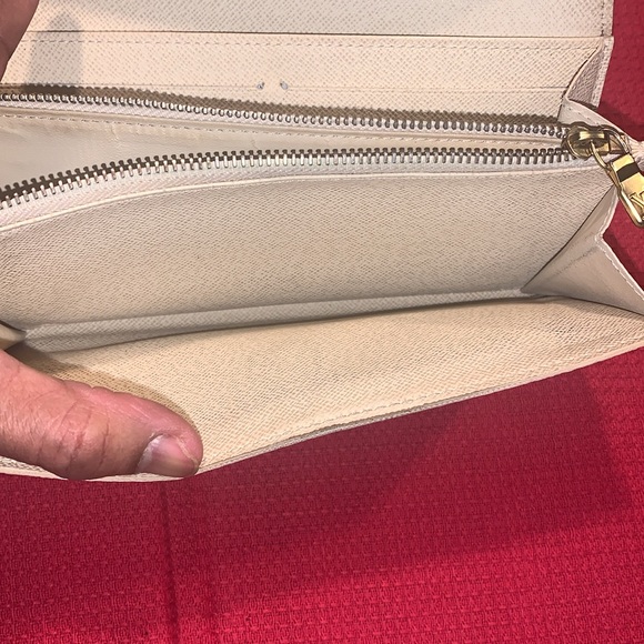 Authentic Louis Vuitton Damier Azur Long Wallet - Picture 5 of 9